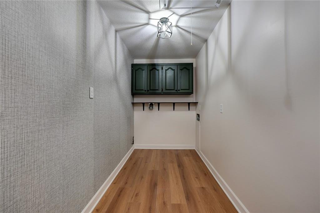 10321 E 95th Terrace Property Photo 9