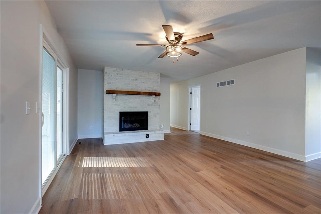 10321 E 95th Terrace Property Photo 13