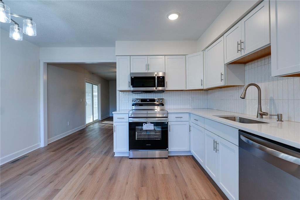 10321 E 95th Terrace Property Photo 16