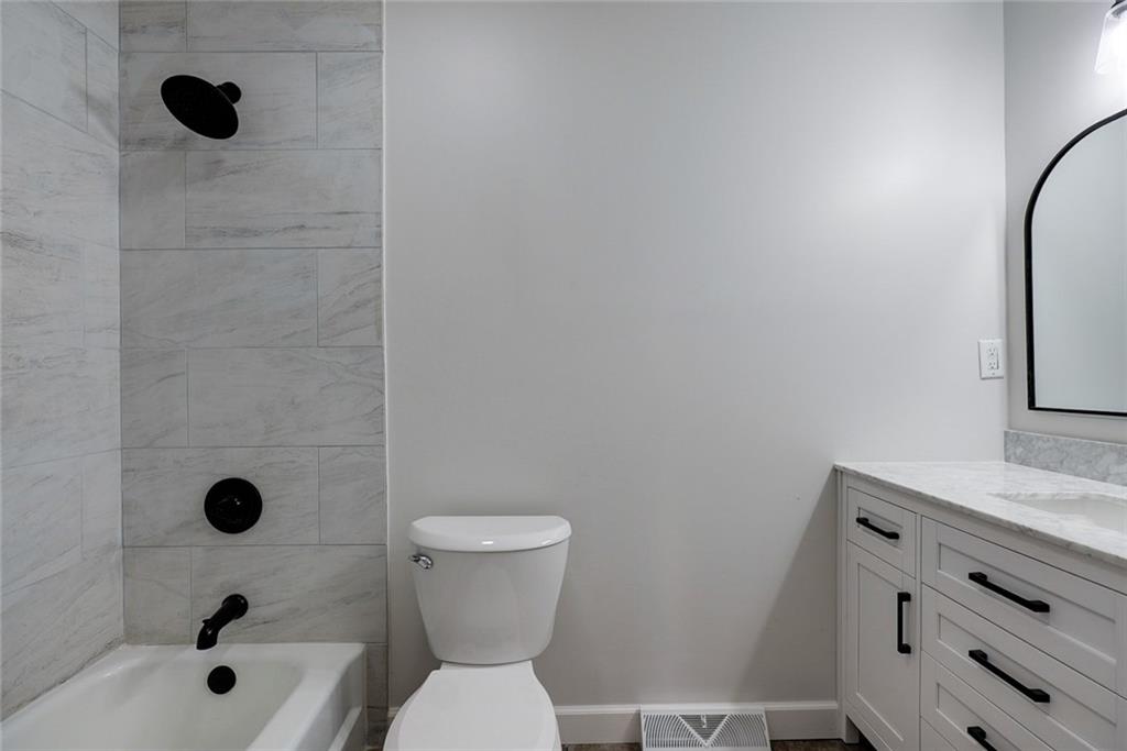 10321 E 95th Terrace Property Photo 21