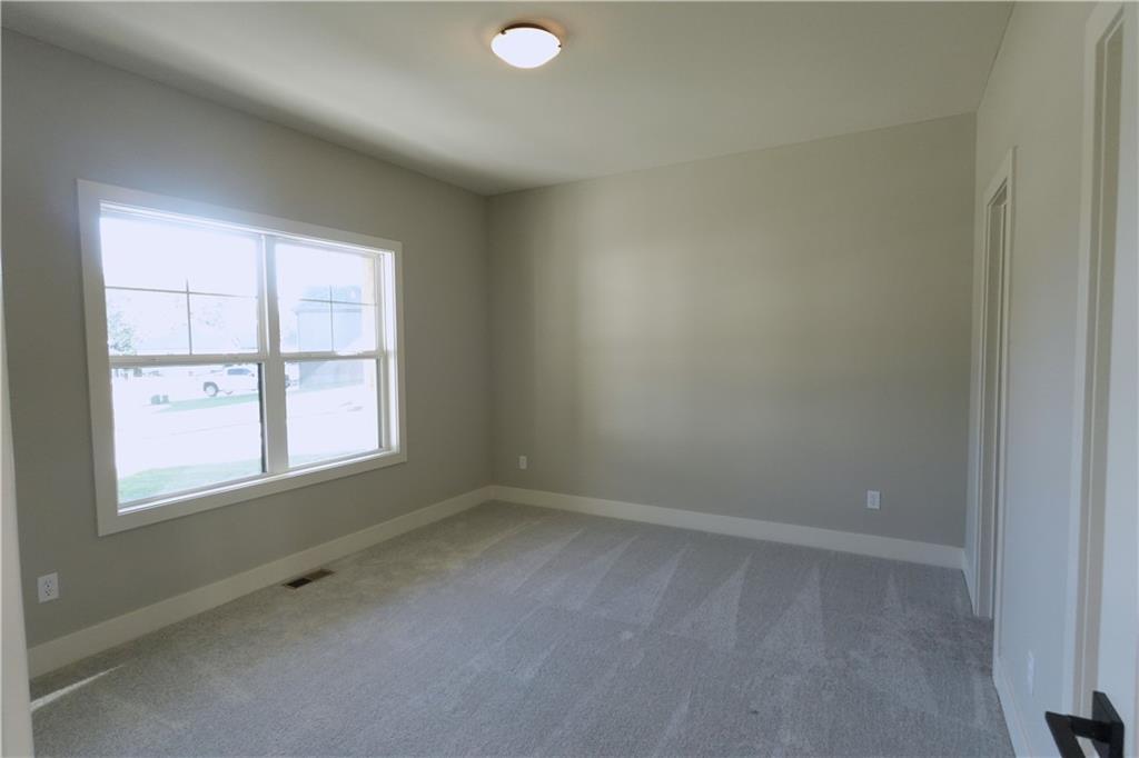 18130 Nw 127th Street Property Photo 3