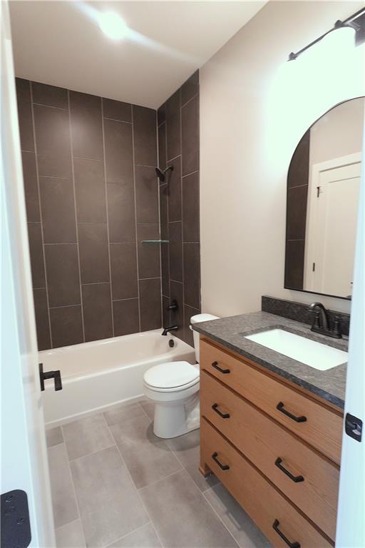 18130 Nw 127th Street Property Photo 4