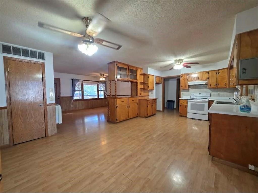 15518 E 850 Road Property Photo 9