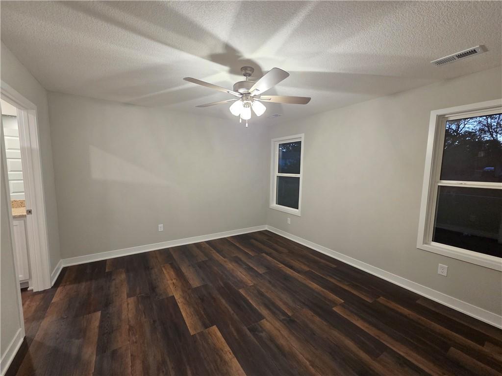 30 E 7th Street Property Photo 39