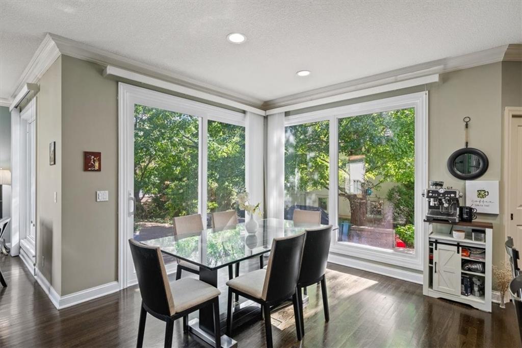 12711 Woodson Street Property Photo 15