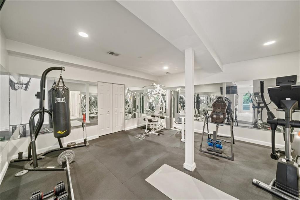 12711 Woodson Street Property Photo 32