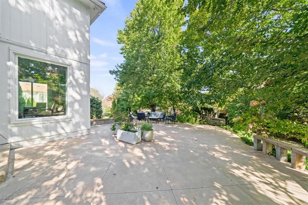 12711 Woodson Street Property Photo 34