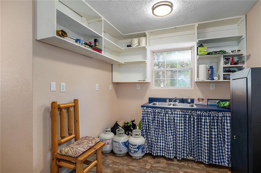 2055 E 335th Road Property Photo 33