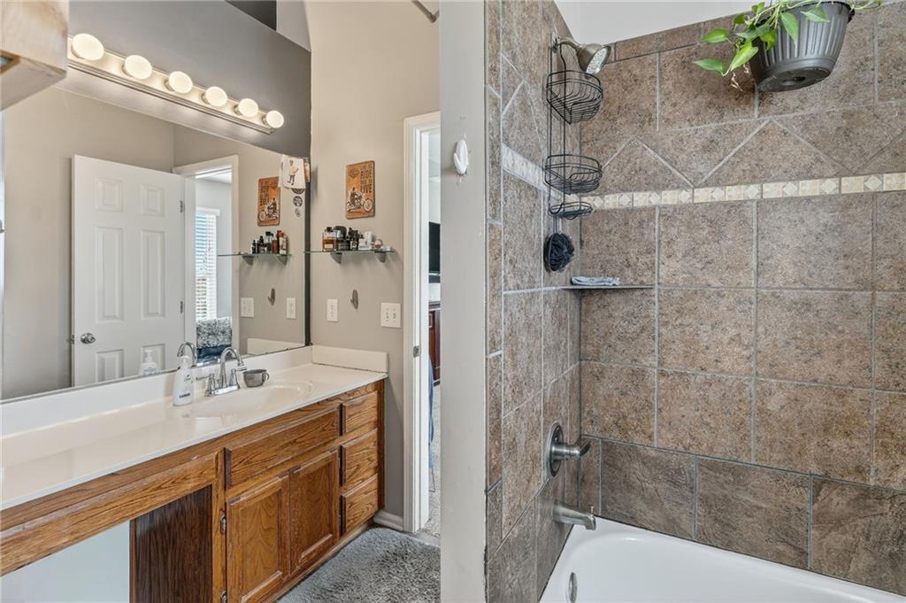 9305 Ne Paw Paw Drive Property Photo 21