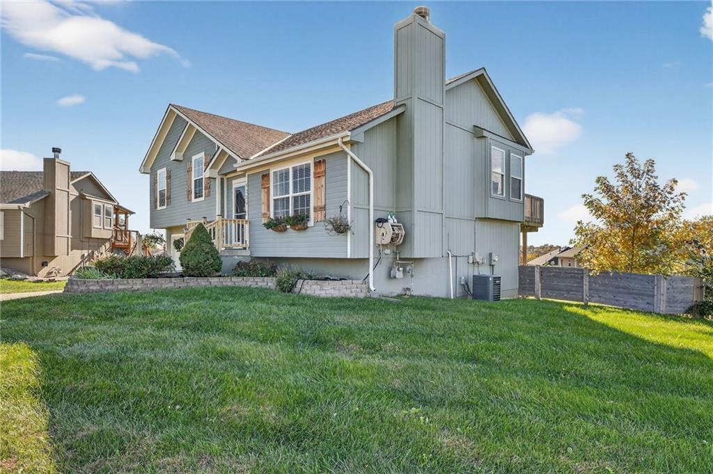 9305 Ne Paw Paw Drive Property Photo 27