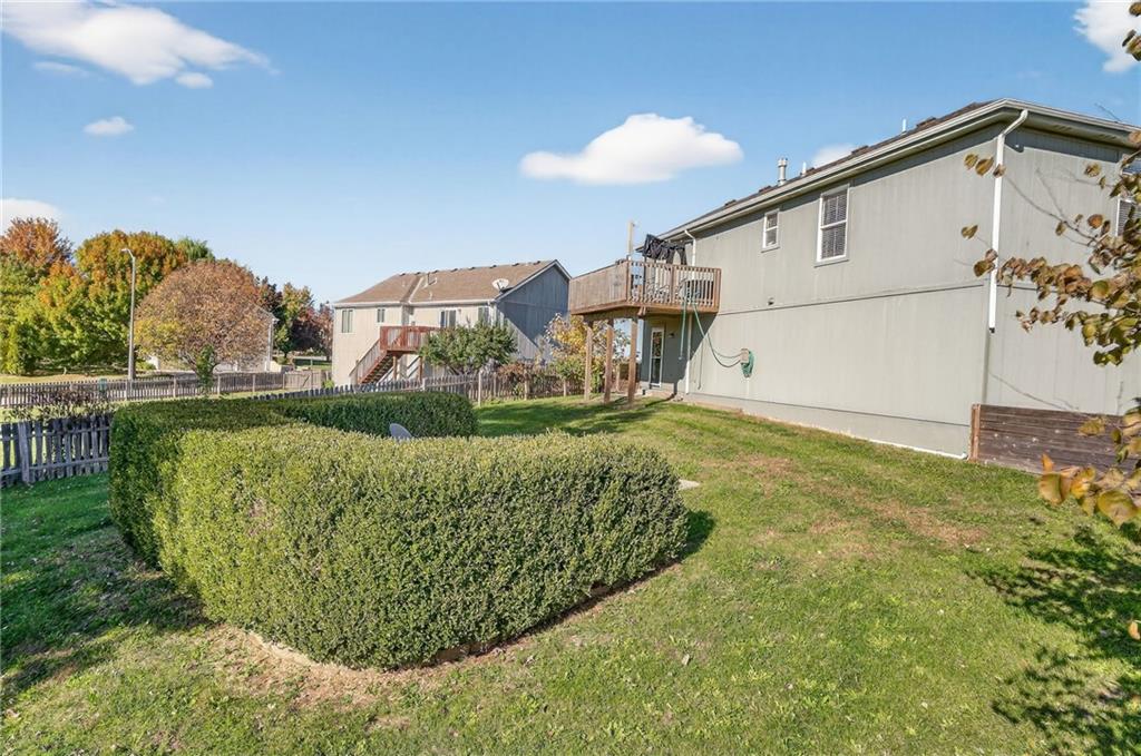 9305 Ne Paw Paw Drive Property Photo 31