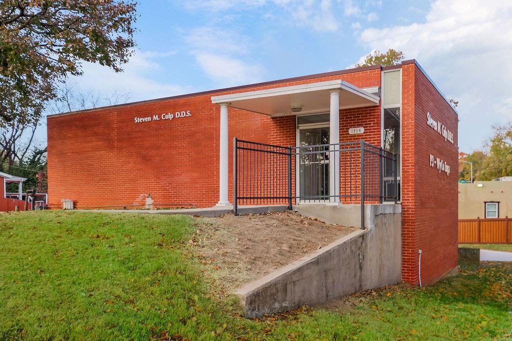 1854 Minnesota Avenue Property Photo 4