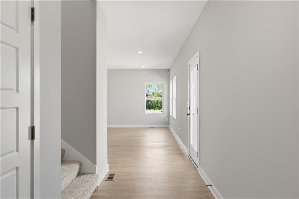 15531 E 48th Street Property Photo 6