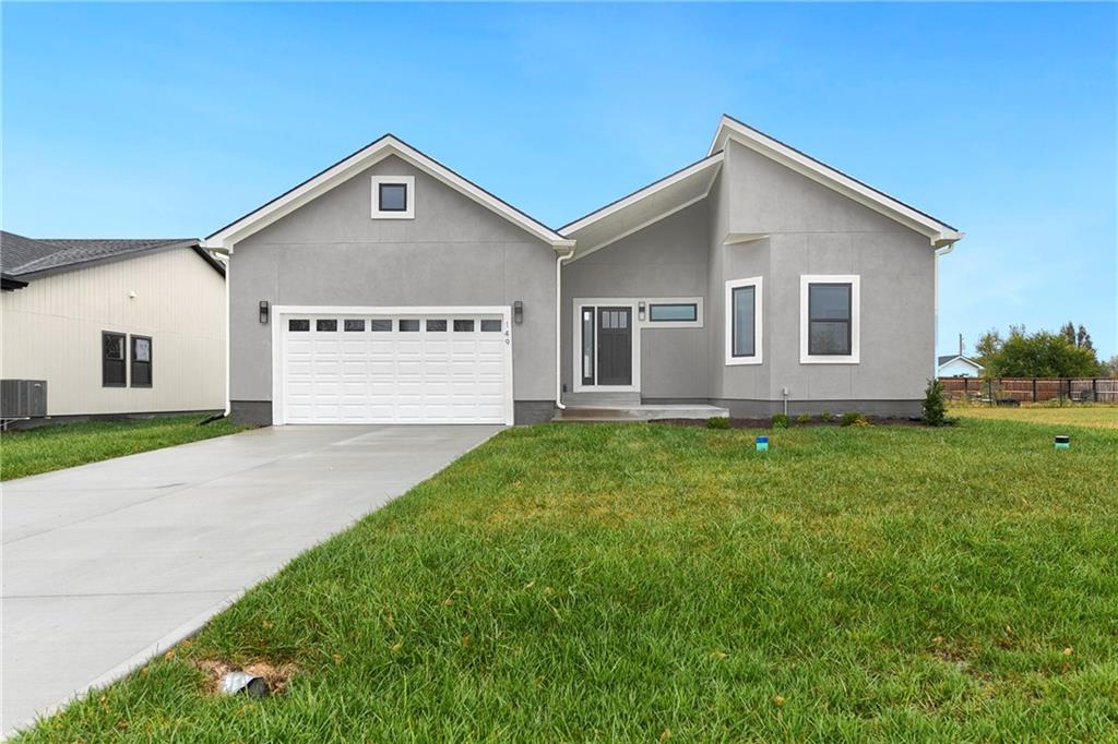 149-153 S Linn Valley Drive Property Photo 1
