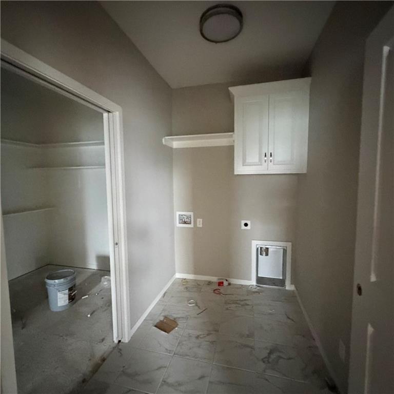2121 Greenfield Point Property Photo 9