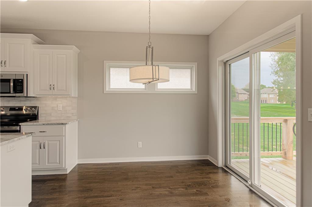 2121 Greenfield Point Property Photo 10