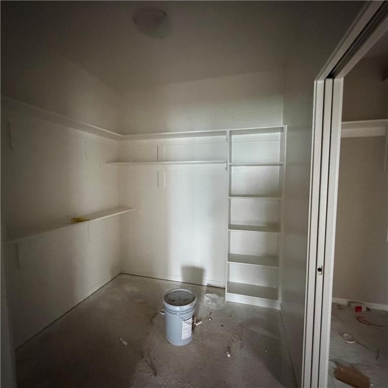 2121 Greenfield Point Property Photo 11
