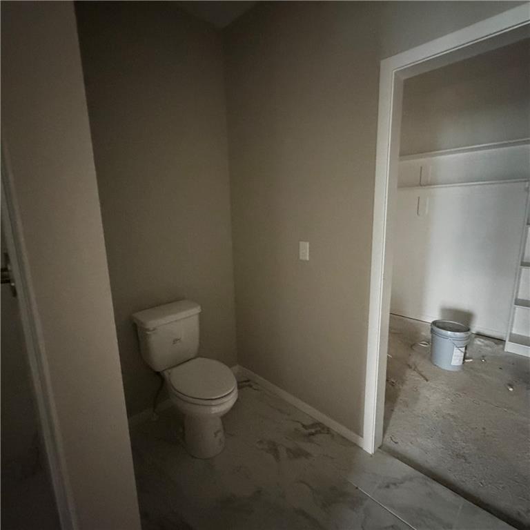 2121 Greenfield Point Property Photo 12