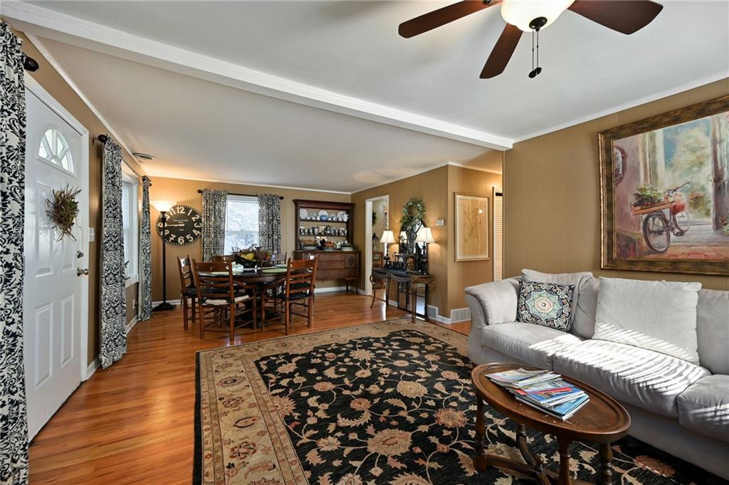 7601 Foster Street Property Photo 4