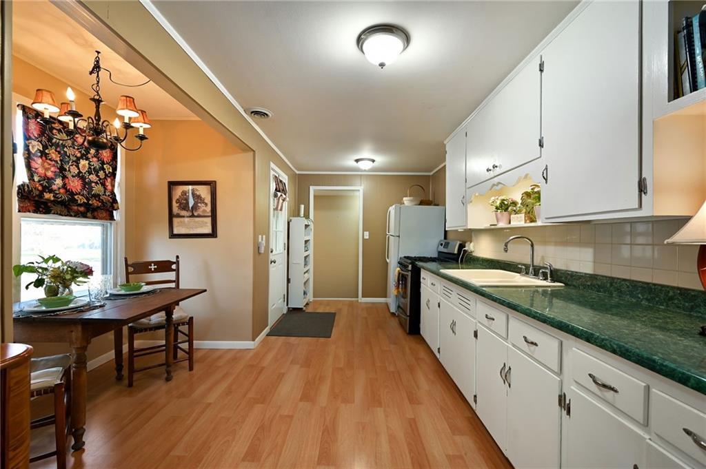 7601 Foster Street Property Photo 6