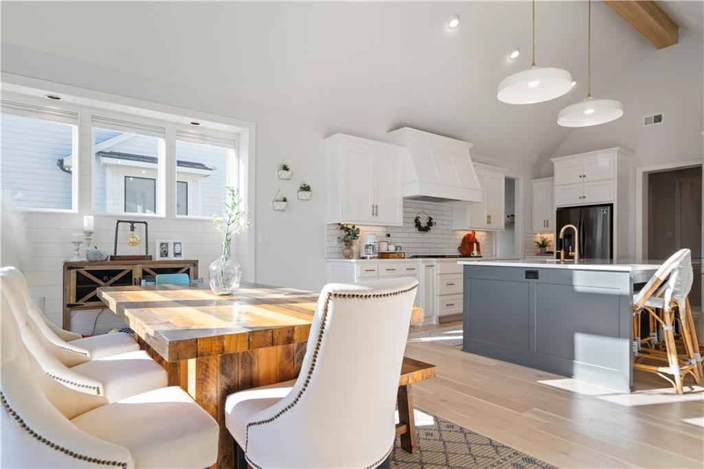 12313 W 169th Street Property Photo 15