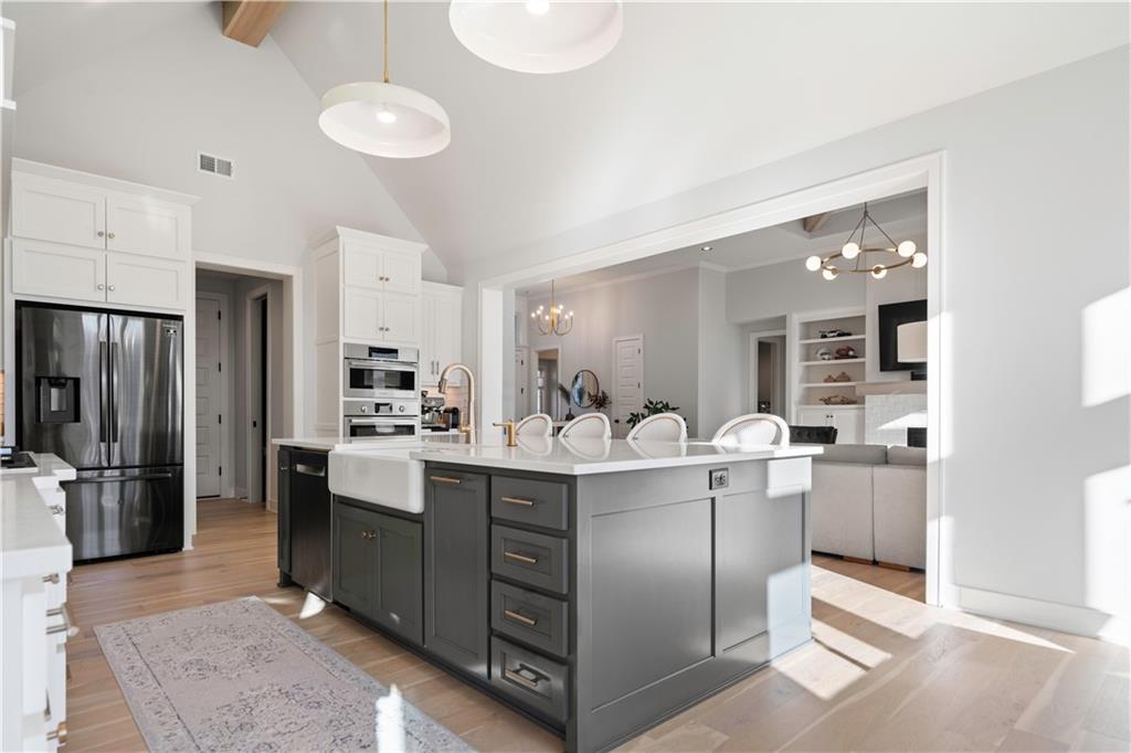 12313 W 169th Street Property Photo 18