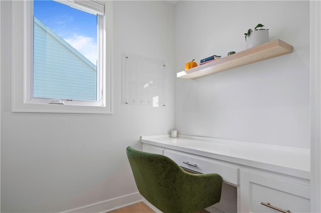 12313 W 169th Street Property Photo 25