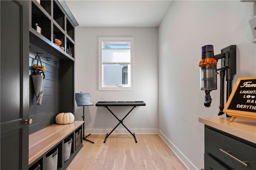 12313 W 169th Street Property Photo 27