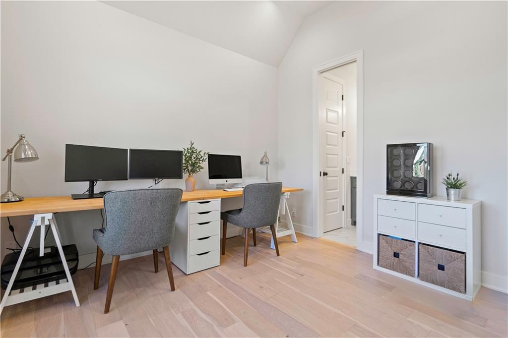 12313 W 169th Street Property Photo 44