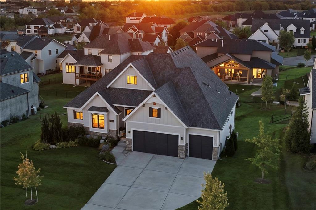 12313 W 169th Street Property Photo 83