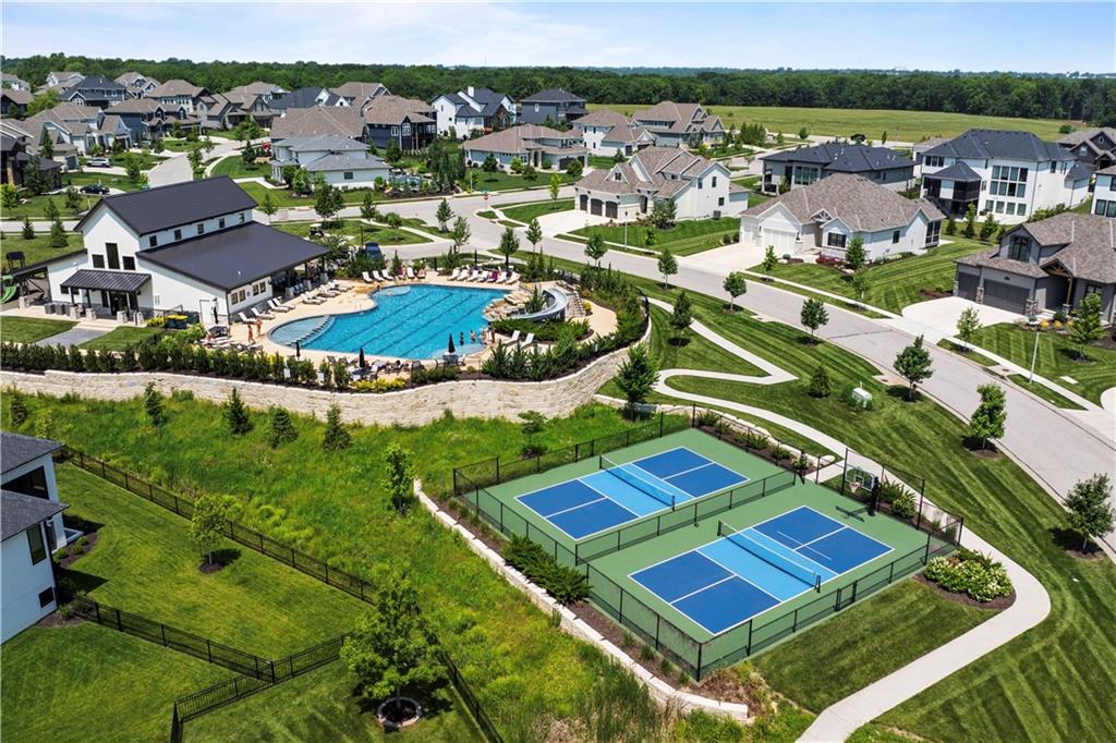 12313 W 169th Street Property Photo 88