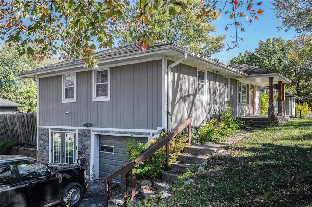 418 W Moss Street Property Photo 19