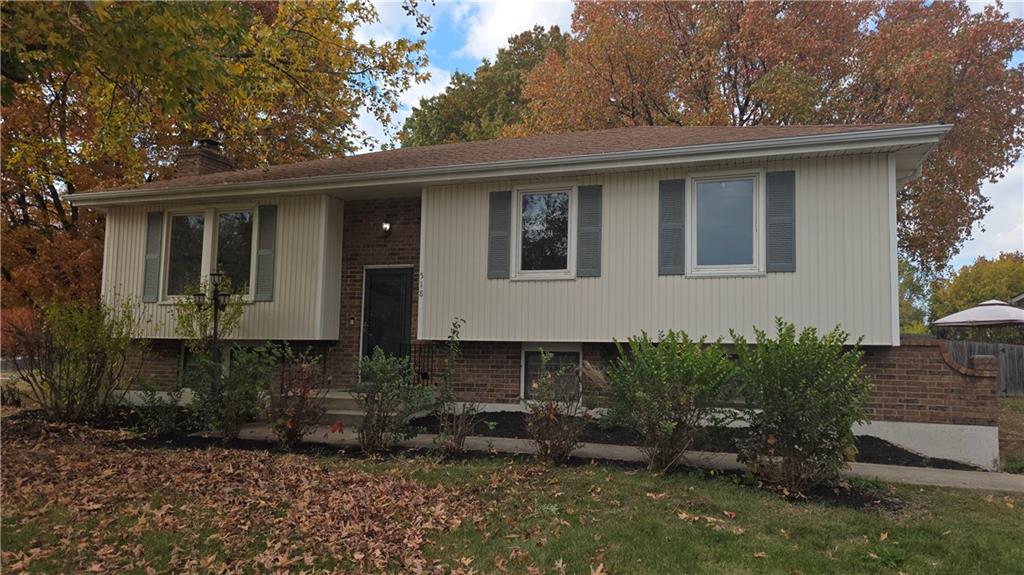 518 Se Timbercreek Lane Property Photo 1