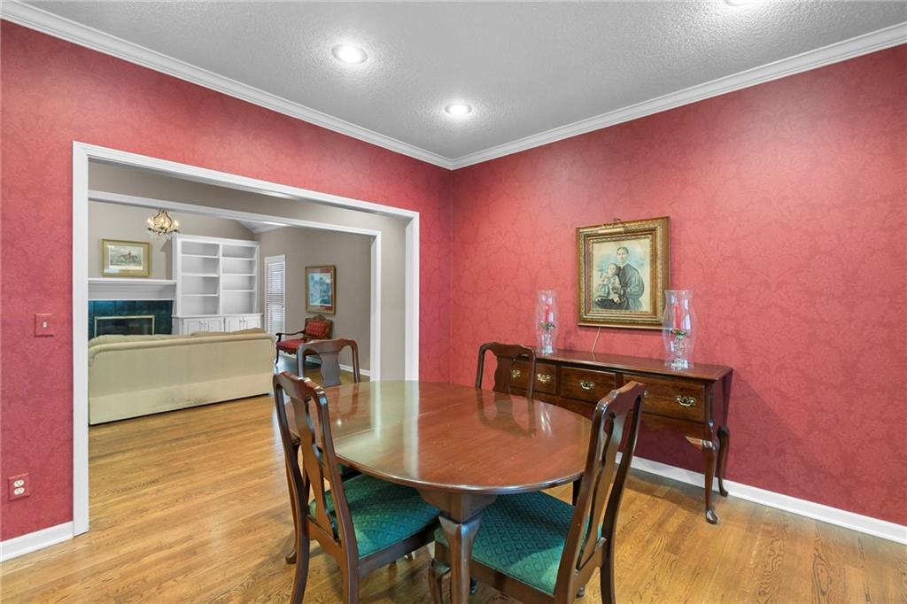 12710 Cambridge Lane Property Photo 5