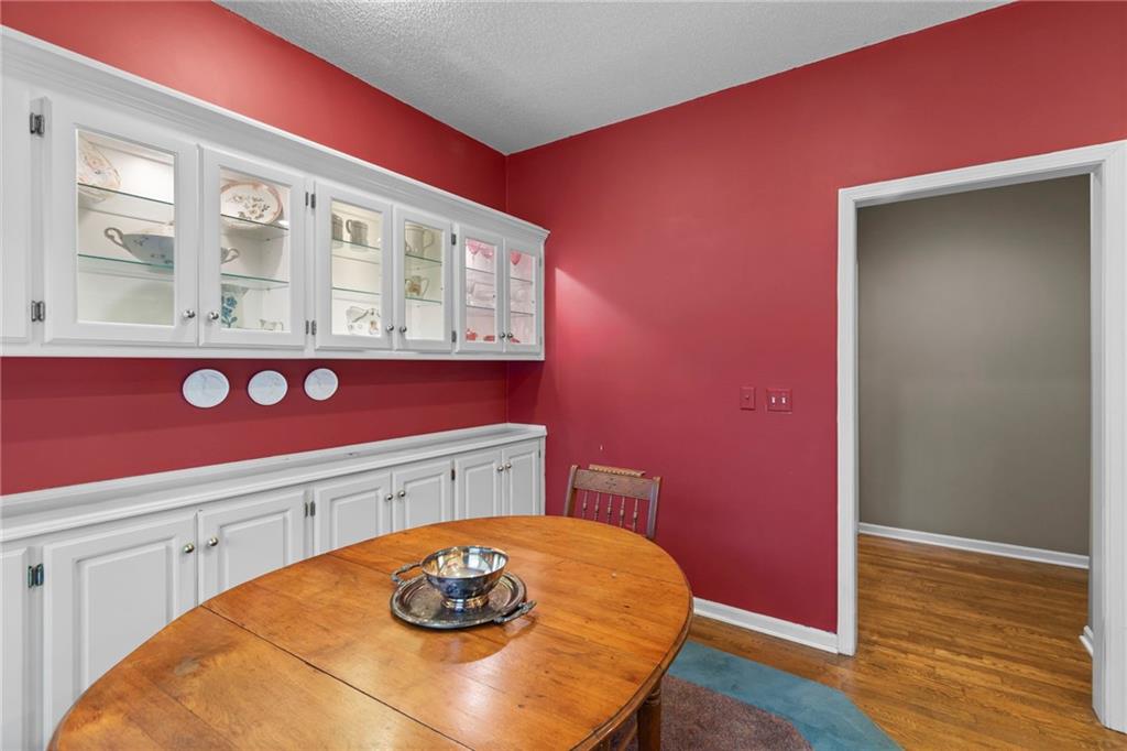 12710 Cambridge Lane Property Photo 9