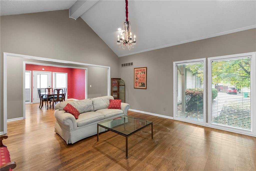 12710 Cambridge Lane Property Photo 10