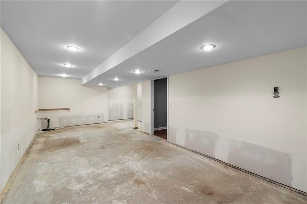 12710 Cambridge Lane Property Photo 23