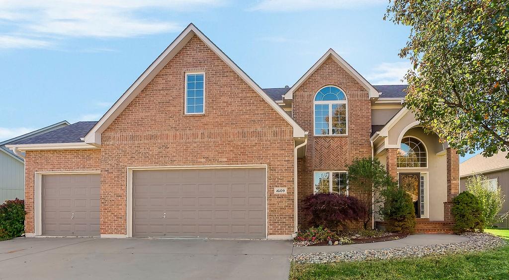 16109 E 76th Street Property Photo 1