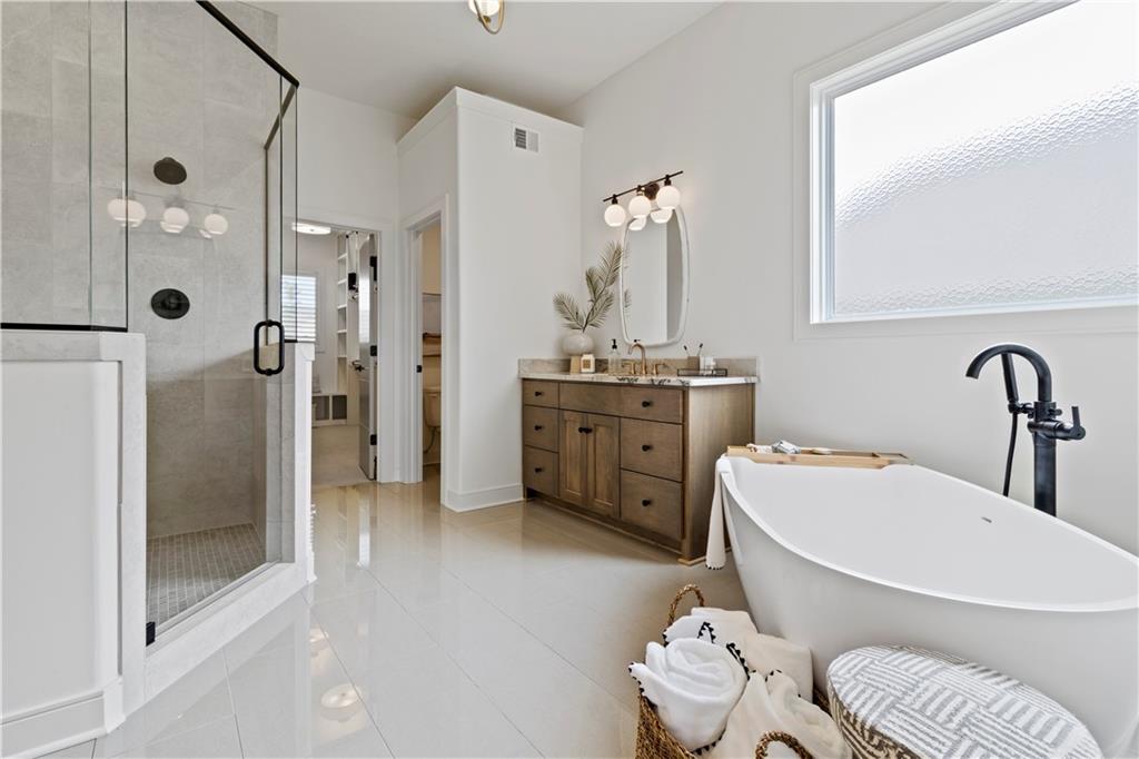 11712 W 181st Street Property Photo 12