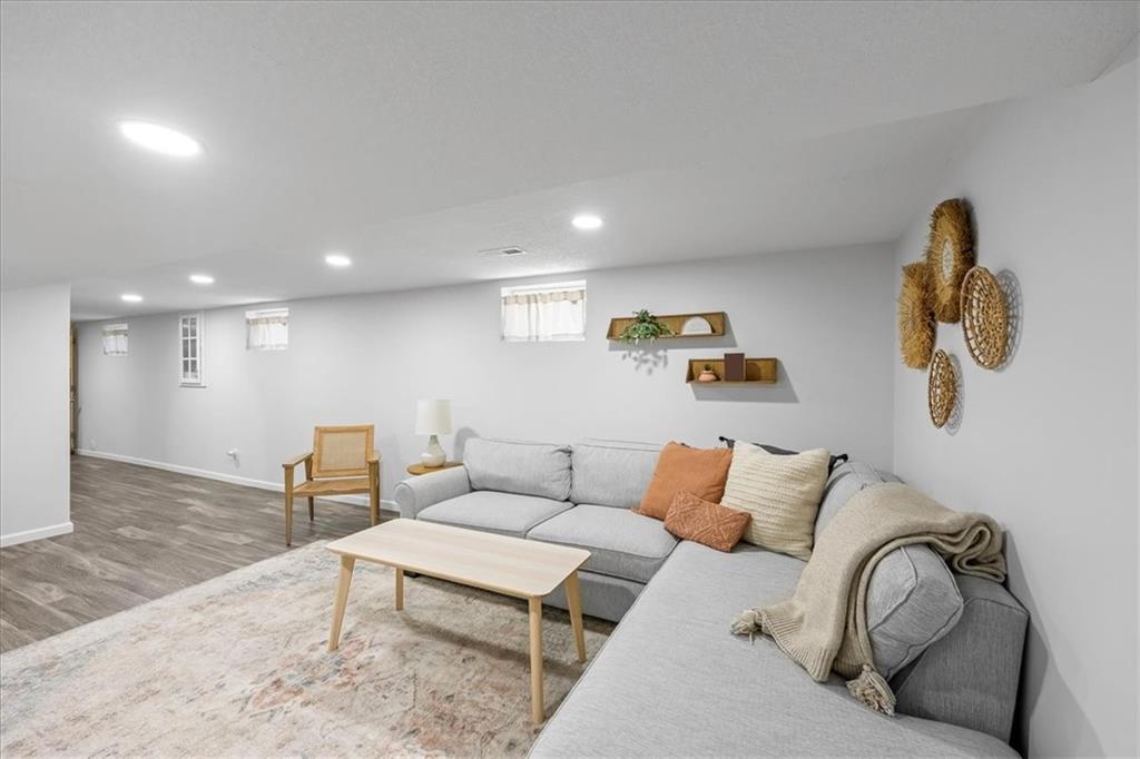 13508 Belmeade Avenue Property Photo 22