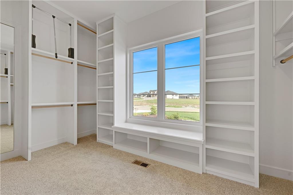 15269 W 162nd Street Property Photo 28