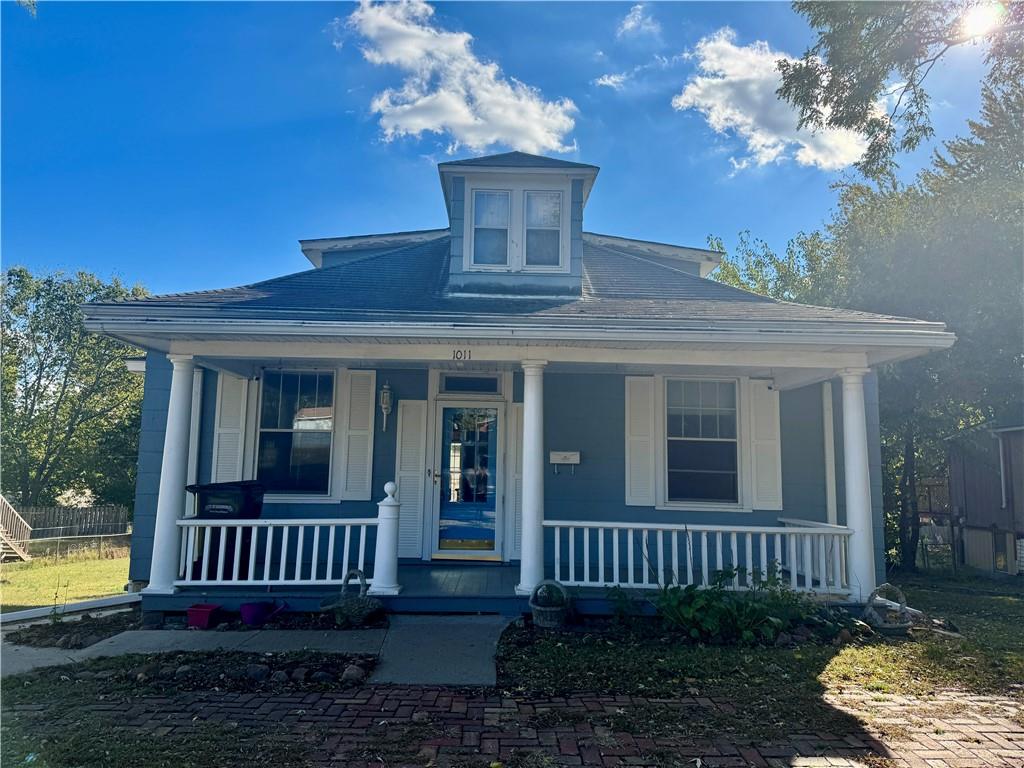 1011 Kickapoo Street Property Photo 1