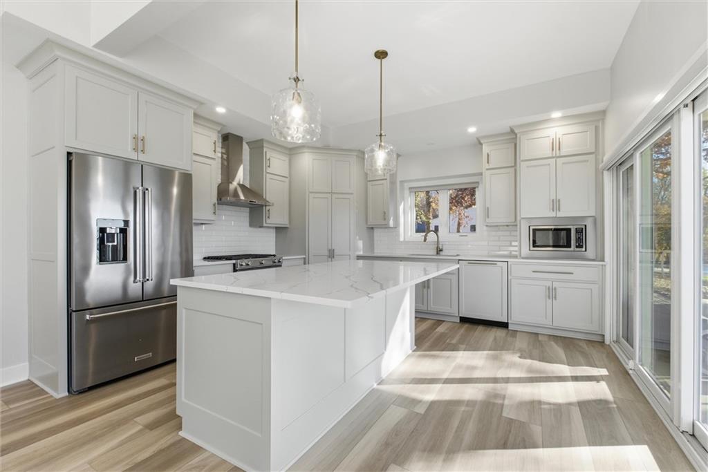 622 Lake Viking Terrace Property Photo 14