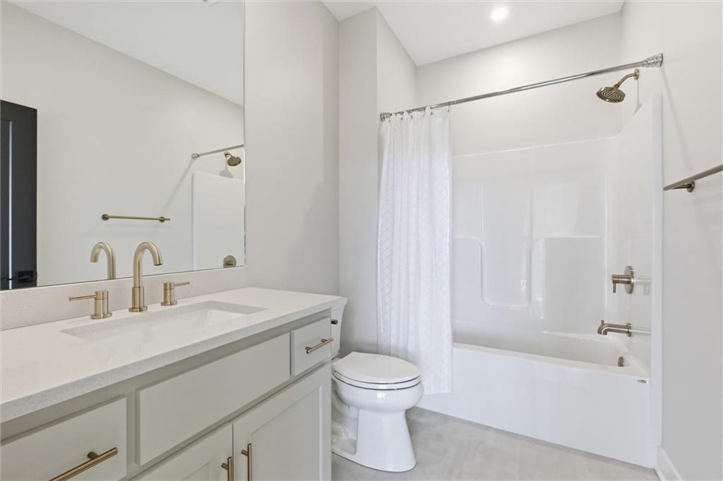 622 Lake Viking Terrace Property Photo 20