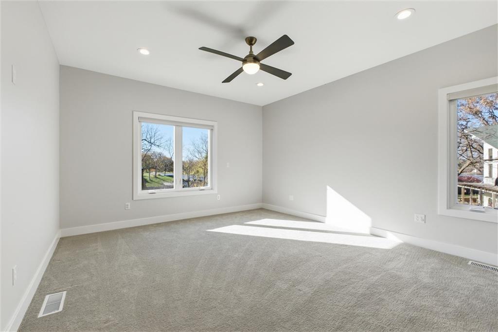 622 Lake Viking Terrace Property Photo 21