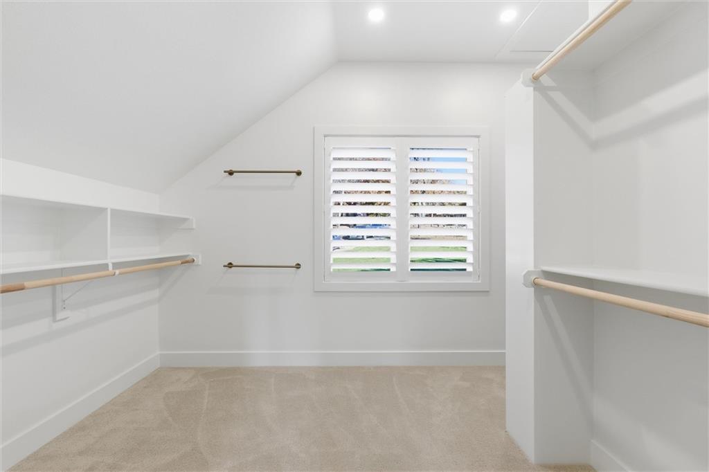 622 Lake Viking Terrace Property Photo 23