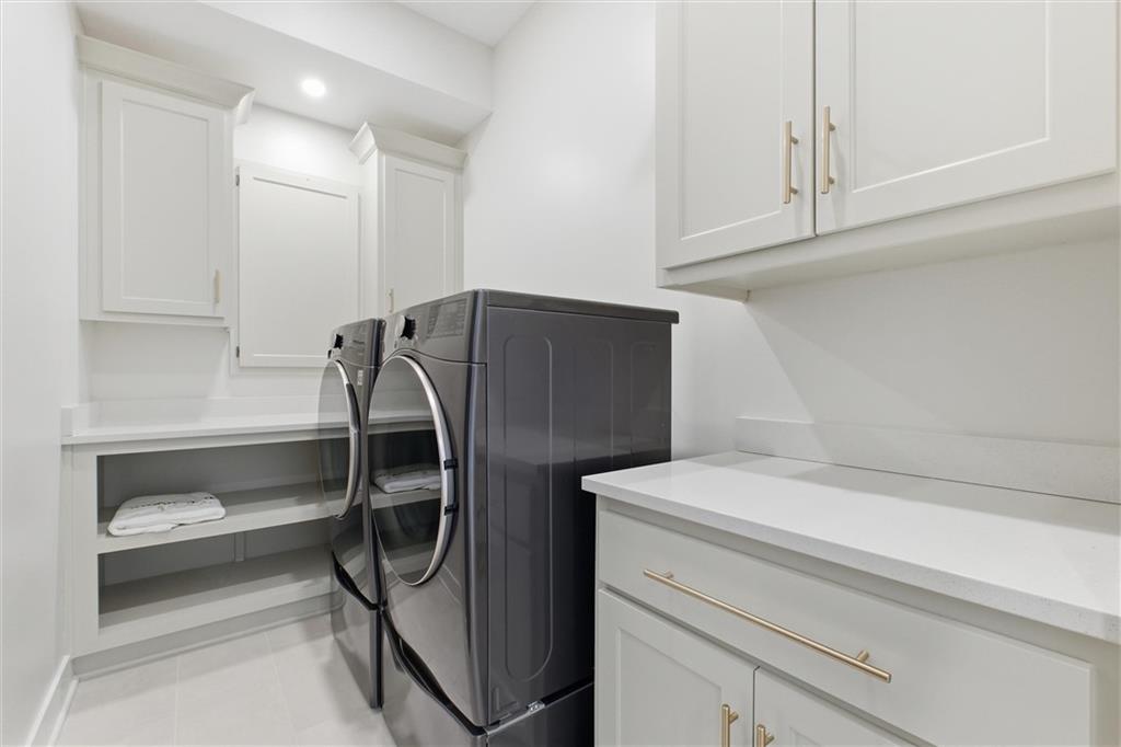 622 Lake Viking Terrace Property Photo 29