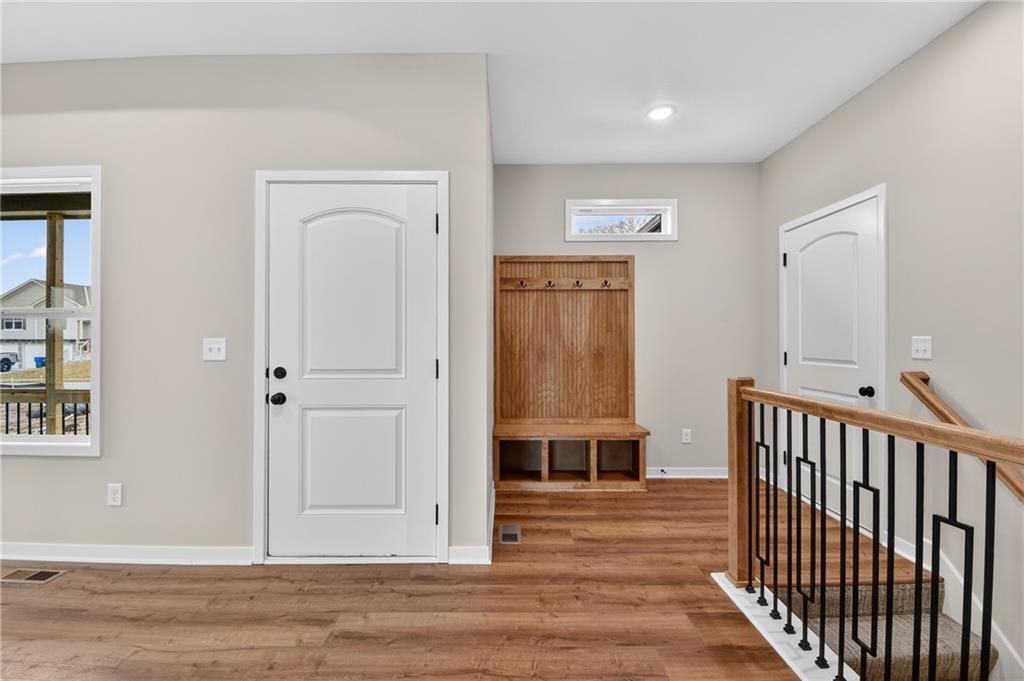 1313 N Holland Drive Property Photo 7