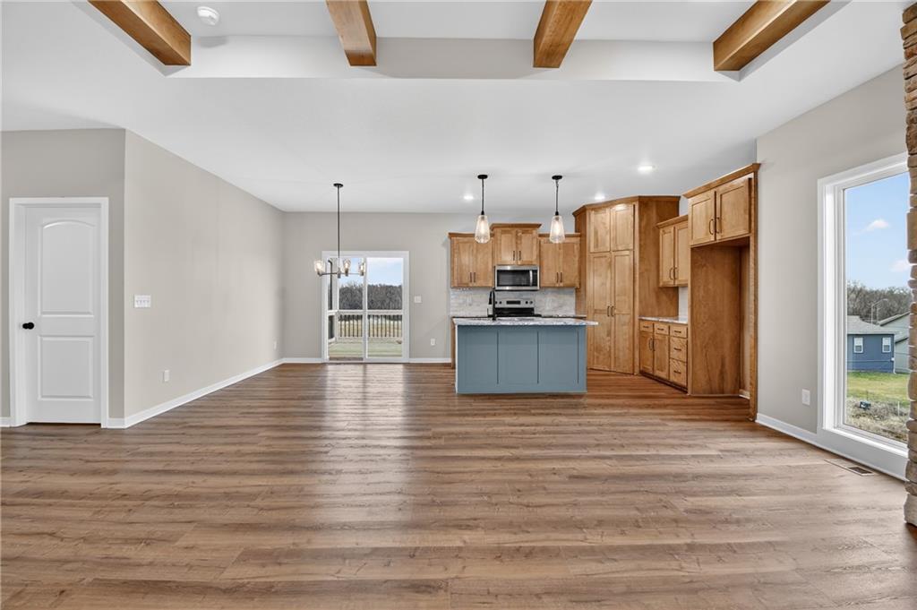 1313 N Holland Drive Property Photo 14