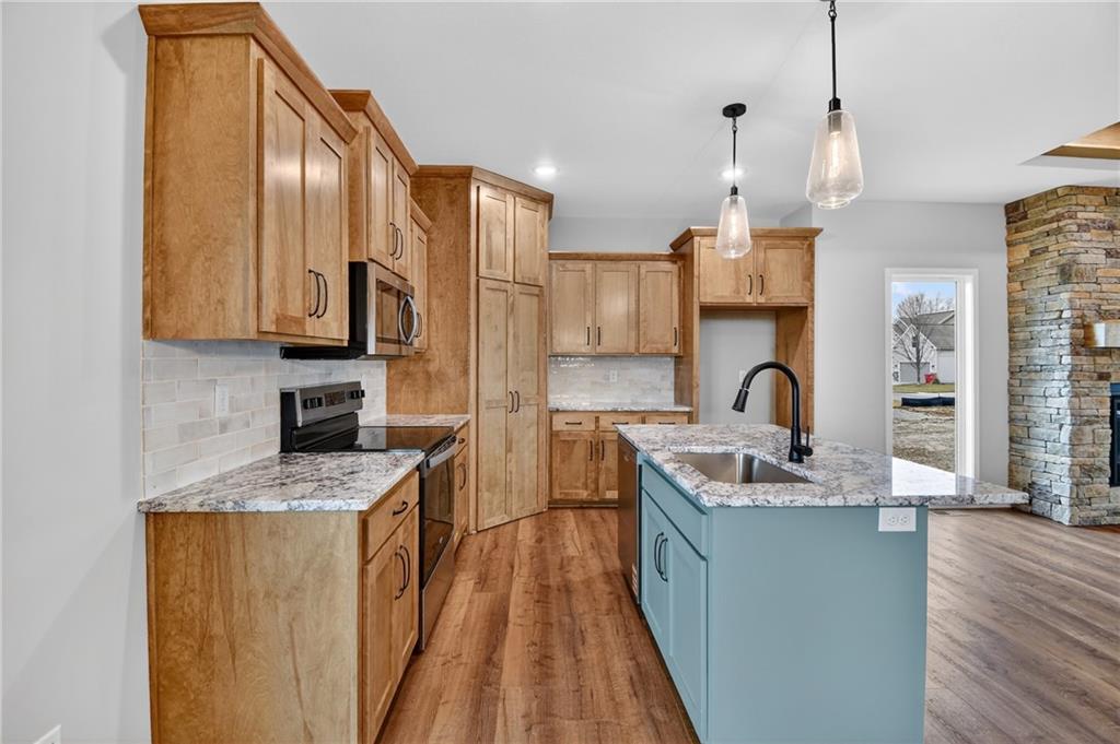 1313 N Holland Drive Property Photo 17